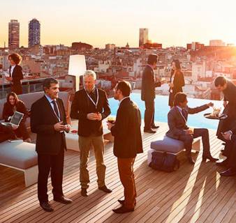 Attendees at A vista d'Hotel