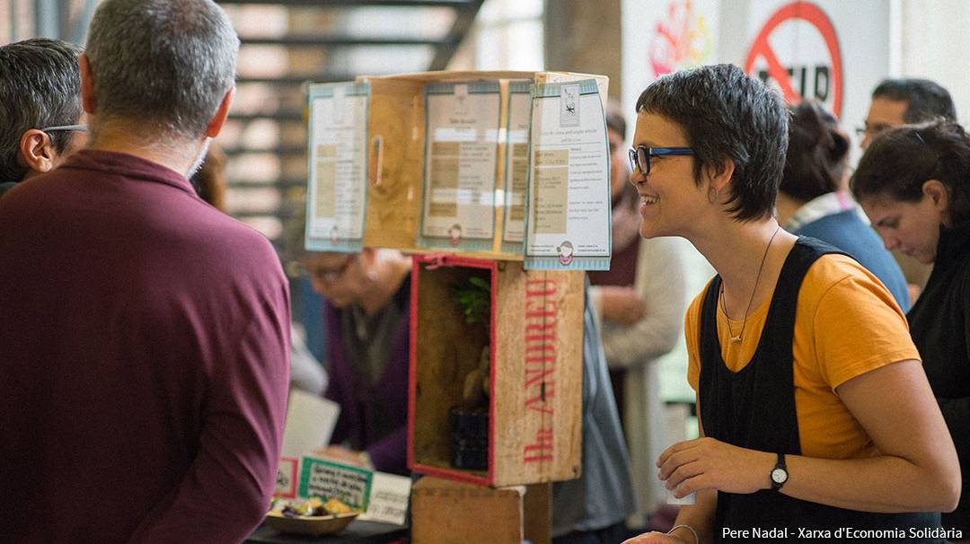 Photo: Pere Nadal - Xarxa d'Economia Solidària Stands au Salon de l'économie solidaire de Catalogne