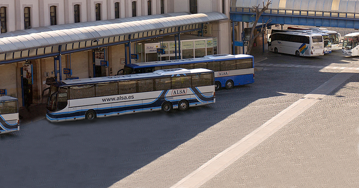 Международный автовокзал автобус. Автовокзал Барселона. Barcelona Nord Bus Station. Автовокзал Барселона Санте. Alsa автобусы в Испании.